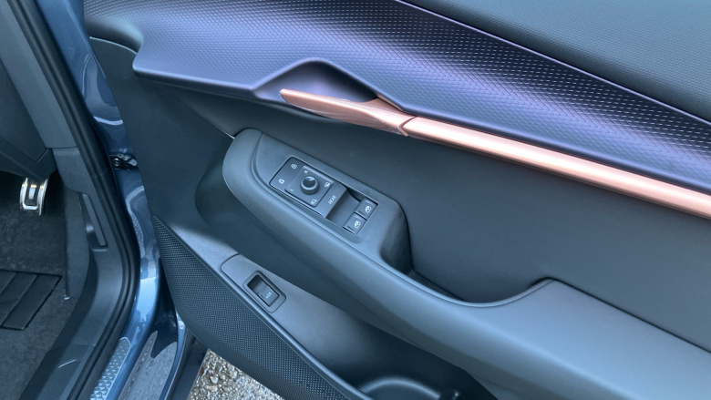 CUPRA Tavascan 210kW V1 77kWh 5dr Auto Electric Estate